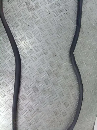 4B9833721L Уплотнитель двери задней правой Audi A6 C5 (S6,RS6) Арт 52498458, вид 3