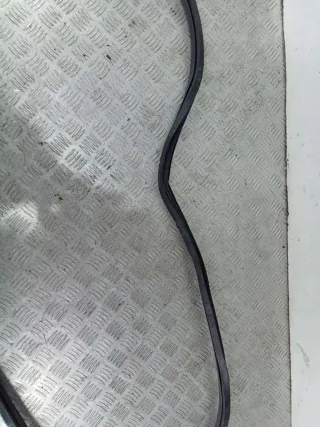 4B9833721L Уплотнитель двери задней правой Audi A6 C5 (S6,RS6) Арт 52498458, вид 11