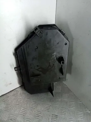 4F0035613.4F0035619 Крышка блока предохранителей Audi A6 C6 (S6,RS6) Арт 52568499, вид 12