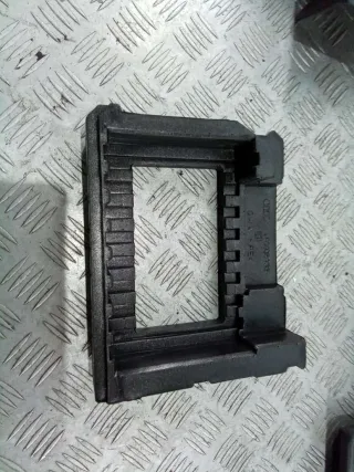 4F0035613.4F0035619 Крышка блока предохранителей Audi A6 C6 (S6,RS6) Арт 52568499, вид 8