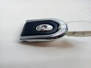 EOZ500060WTK, EOZ500020WTK Крючок багажного отделения Land Rover Discovery sport Арт ST7069, вид 1