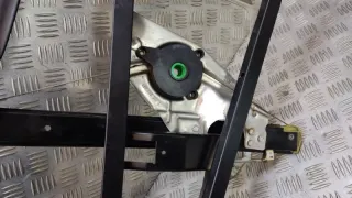 4B9839753E03C, 4B0839461 Рамка стекла двери Audi A6 Allroad C5 Арт ST33165, вид 10