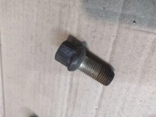 WHT002437, WHT002438 Болт колесный  Audi A6 C6 (S6,RS6) Арт 891-60-3, вид 1