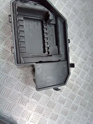 4F0035619.4F0035613 Крышка блока предохранителей Audi A6 C6 (S6,RS6) Арт 52898534, вид 7