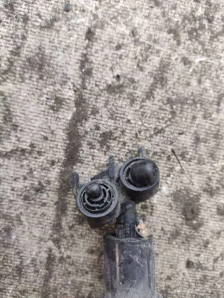  Омыватель правой фары Ford Mondeo 3 Арт 53071269, вид 4