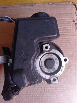 9632252880,26074910,9630501680 Насос ГУР Citroen Xsara Арт 55564128, вид 2