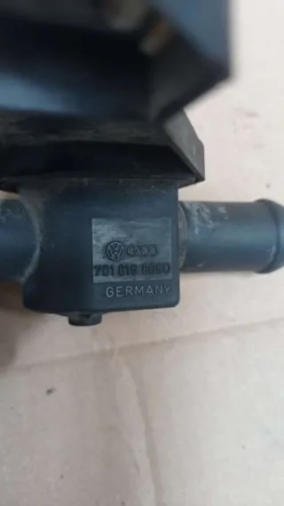 701819809D Кран печки (отопителя) Volkswagen Transporter T4 restailing Арт 55994992, вид 3