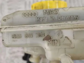 8E0611301E Бачок главного тормозного цилиндра Audi A6 C6 (S6,RS6) Арт 21066, вид 4