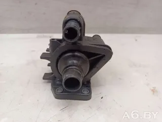 9654393880 Корпус термостата Citroen C1 1 Арт 56159732, вид 2