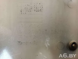 A2037500881 Бленда под номер Mercedes C W203 Арт 57326492, вид 4