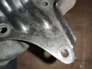 8d0127224 Кронштейн топливного фильтра Volkswagen Passat B5 1.9л tdi Арт 57431007, вид 3