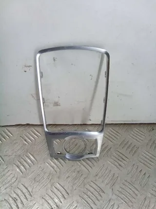 4F0864260A Накладка декоративная центральной консоли Audi A6 C6 (S6,RS6) Арт 57513827, вид 1