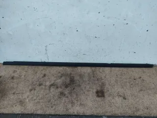  Молдинг стекла двери задней левой наружный Renault Megane 2 Арт 57513893, вид 1