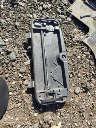 71116752543 Крышка инструментального ящика BMW 7 E65/E66 Арт 57535987, вид 1