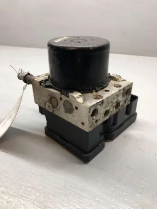 00402769e000, 25.0926-4357.3, 25.0610-1200.1 Блок АБС (ABS) Chrysler Pacifica 2004 Арт 57608551, вид 2