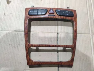  Рамка под магнитолу Mercedes C W203 Арт 57909770, вид 1