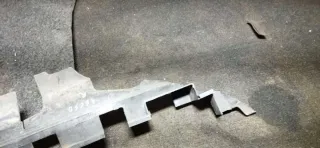 4B0121284Q Пыльник радиатора Audi A6 C5 (S6,RS6) Арт 58600217, вид 4