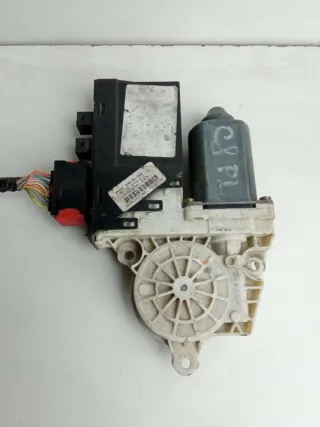 101387102 Моторчик стеклоподъемника передний левый Citroen C8 Арт 015926, вид 1