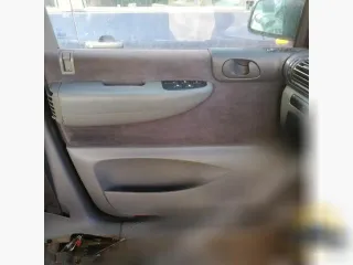  Обшивка двери (дверная карта) комплект Citroen Evasion  Арт CB10003109, вид 1