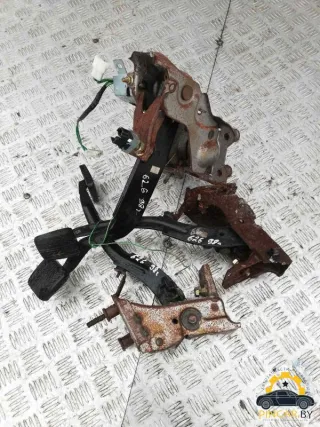  Узел педальный (блок педалей) Mazda 626 GF Арт CB10017194, вид 1
