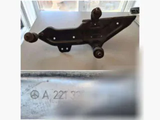  Кронштейн крепления пневмоподушки Mercedes S W221 Арт 66513864, вид 1