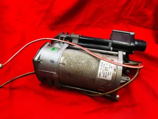 6864215,37206864215,37206875176,6875176,37206789450,6789450,37206794465,6794465,37206789165,6789165 Компрессор пневмоподвески BMW 5 F10/F11/GT F07 Арт 60085060, вид 14