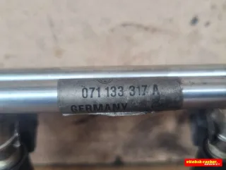 AGZ, 071133317A Топливная рампа  Volkswagen Golf 4 2.3л Арт 60221494, вид 3