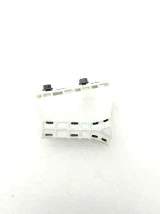 9682973180 Направляющая стекла двери Citroen C3 2 Арт ST114195, вид 1