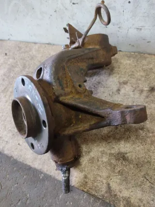  Кулак поворотный передний левый Citroen Xantia Арт 60517040, вид 2