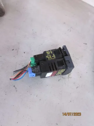  Кнопки (прочее) Mazda 3 BK Арт 60564317, вид 2