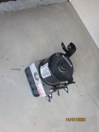  Блок АБС (ABS) Mazda 3 BK Арт FB16-60564341, вид 1