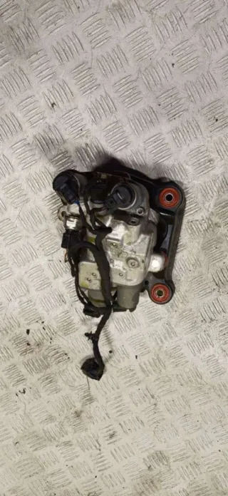 6775258 Блок клапанов активного стабилизатора BMW 7 F01/F02 Арт 60638910, вид 1