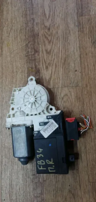  Моторчик стеклоподъемника передний правый Citroen C5 1 Арт 62415936, вид 1