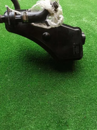 52124317AA, 52089905AC Бачок ГУР Jeep Grand Cherokee III (WK) Арт 63108066, вид 4