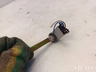 4B0820539 Датчик температуры Audi A6 C5 (S6,RS6) Арт 64070256, вид 4