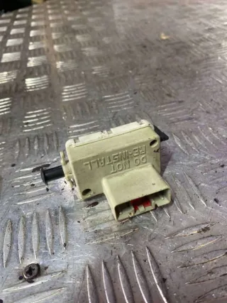 56045043ag Датчик педали тормоза (лягушка) Chrysler Voyager 4 Арт 59887468, вид 2