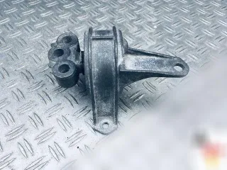 90575772YL Подушка крепления двигателя Opel Astra G Арт 114498779, вид 4