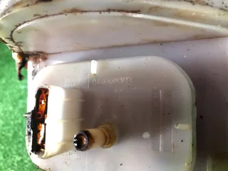 10012600100, 4138A0402, 9639233780, 46630 Бачок иолиса Citroen C5 1 HDI Арт 65059858, вид 4