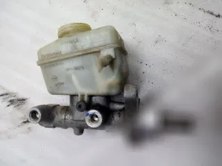  Цилиндр тормозной главный Renault Logan 1 Арт 98264656, вид 2