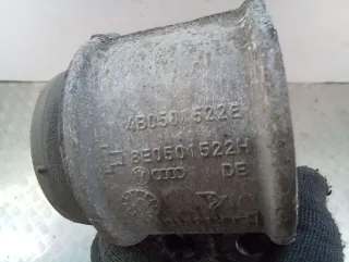 4B0501522E Кронштейн крепления балки подвески Audi A6 C5 (S6,RS6) Арт 65141725, вид 4