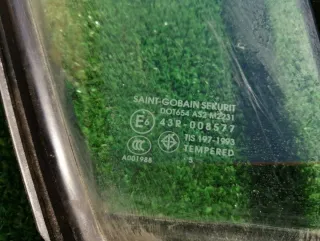 BN8V72661A Стекло двери задней правой Mazda 3 BK Арт 65281458, вид 2