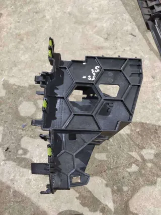 1k0858005 Рамка под магнитолу Volkswagen Golf 5 Арт 65601271, вид 2