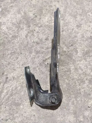  Петля капота левая Audi A6 C5 (S6,RS6) Арт 65836016, вид 1