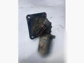  Моторчик передних стеклоочистителей (дворников) Nissan Primera 11 Арт 114147303, вид 3