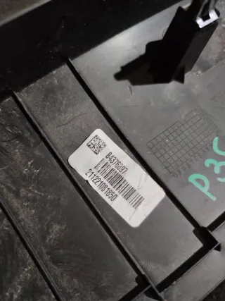 84376897 Обшивка крышки багажника Chevrolet  Traverse Арт 22-7-5, вид 2