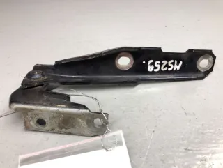 4B0823301D Петля капота левая Audi A6 C5 (S6,RS6) Арт 65954559, вид 4