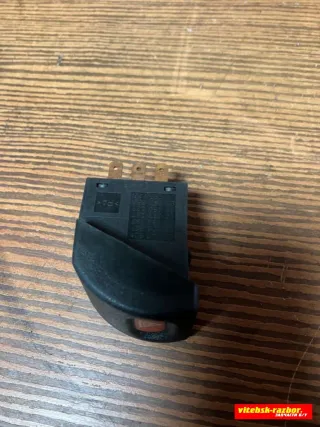 90347821, 90320621, 90383133, 90387257, 90450037, 90387656, 90389656 Кнопка аварийной сигнализации Opel Astra F Арт 66011797, вид 5