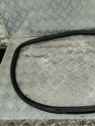  Уплотнитель двери задней правой Audi A6 C5 (S6,RS6) Арт 66138117, вид 2