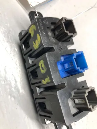 689TU-3SGDA Блок кнопок Nissan Sentra Арт 66140207, вид 2