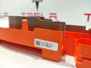 104813700A,1064696-01-B,109984100A контактор высоковольтной батареи Tesla model S Арт 9936989, вид 2